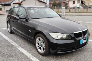 BMW 320 D Touring Attiva
