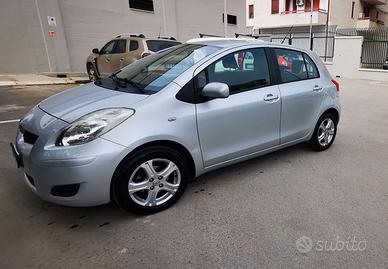 Toyota Yaris 1000 benzina 3 cilindri, anno 2008.