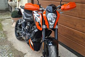 KTM Duke 125 - 2011