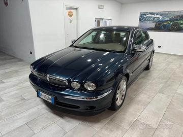 Jaguar X-Type 2.2D cat Classic