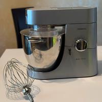 Kenwood Major Titanium KMM020 con accessori