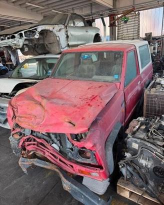 Per ricambi o intera Nissan Patrol anni 89/90 6 ci