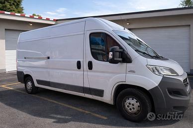 Impresa edile per servizi a privati ed aziende