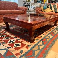 Tavolo cinese molto ampio