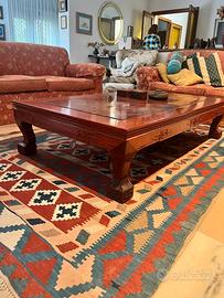 Tavolo cinese molto ampio