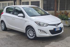Hyundai i20 1.2 5p. Econext Sound Edition