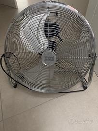 Ventilatore da pavimento in metallo BLACK+DECKER