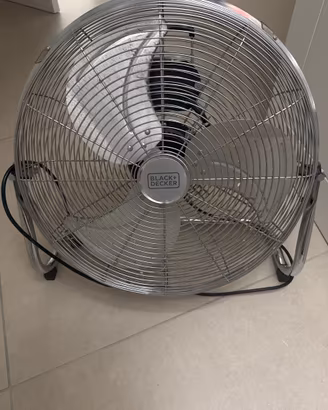 Ventilatore da pavimento in metallo BLACK+DECKER