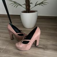 Scarpa con tacco alto Castaner