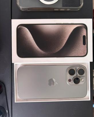 Iphone 15 pro 128gb TITANIO NATURALE COME NUOVO