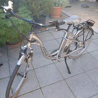 bici con pedalata assisita