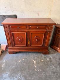 Mobile credenza in legno