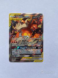 reshiram e charizard gx