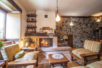 VILLA SINGOLA A ANTRODOCO