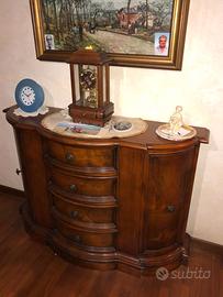Elegante Credenza / Comò Sagomato in Piuma di Noce