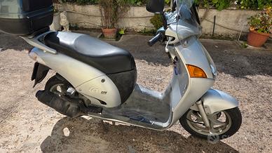 scooter 125 honda @