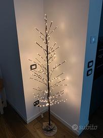 Albero illuminato a led