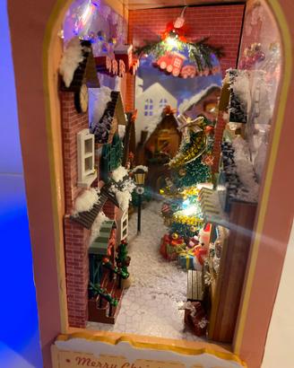 Book Nook Natale già fatto