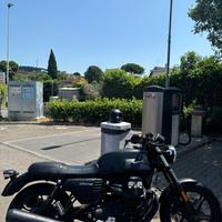 MOTO GUZZI V7 Stone III