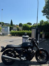 MOTO GUZZI V7 Stone III