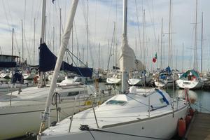 Barca a vela First 27.7