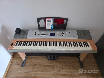 Pianoforte Digitale Yamaha DGX-630