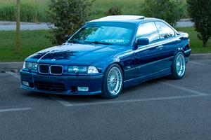 bmw e36 328i coupe con tettuccio 130k km