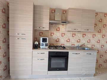 Cucina + Soggiorno Semi nuovi 