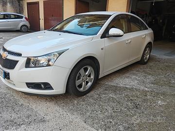 Chevrolet Cruze 1.6 LS 2011