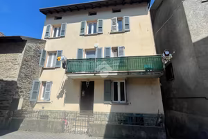 CASA SEMINDIPENDENTE A TALAMONA