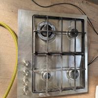 Piano cottura 4 fuochi