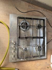 Piano cottura 4 fuochi