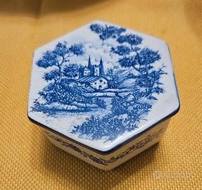 Scatoletta in ceramica