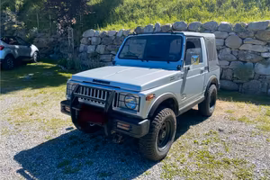 Suzuki SJ 410