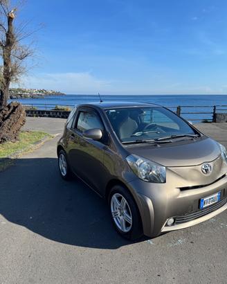Toyota iQ 1.0 High Collection