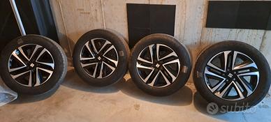 cerchi seat 235x55 R18 con gomme 