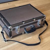 Valigia fotografica in metallo Hakuba