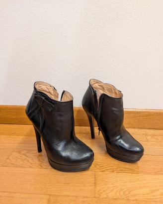 Stivaletto Lea-Gu pelle nera tacco 12 - N. 37