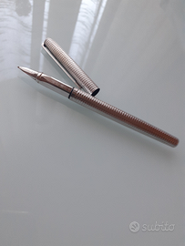 Penna stilografica John Sterling argento oro