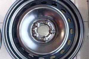 KIT CERCHI IN FERRO 15" 5 FORI FIAT PUNTO