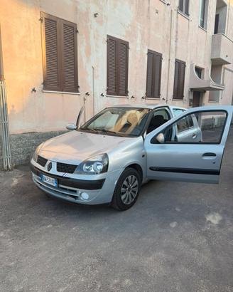 Clio 1.2 16V 2001