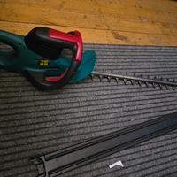 Tagliasiepi elettrica Bosch