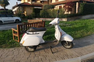 Scooter Vespa 50