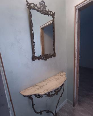 Specchio e mensola