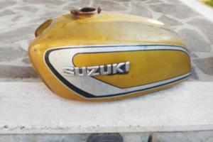 Suzuki gt380 serbatoio