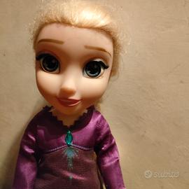 Frozen 2 bambola musicale 