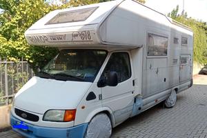 Camper mansardato Rimor motorizzato Ford