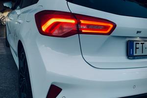 ford focus St line