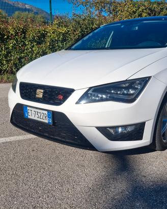 Seat Leon 2.0 TDI 150 CV DSG 2014 solamente 5350 e
