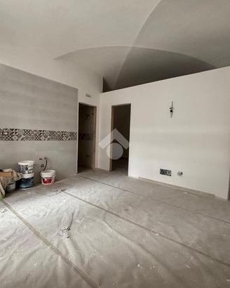 2 LOCALI A CERIGNOLA